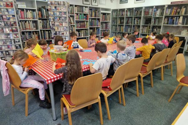 Obisk Vrtca Jožefe Maslo ob Kettejevem letu